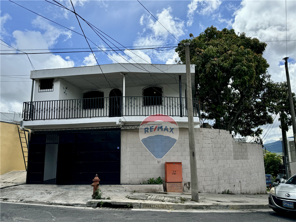 HOUSE FOR SALE IN CUMBRES DE CUSCATLAN