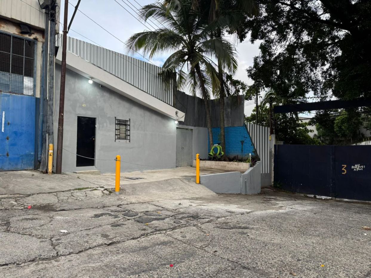 SPACIOUS WAREHOUSE FOR RENT IN CENTRAL AREA