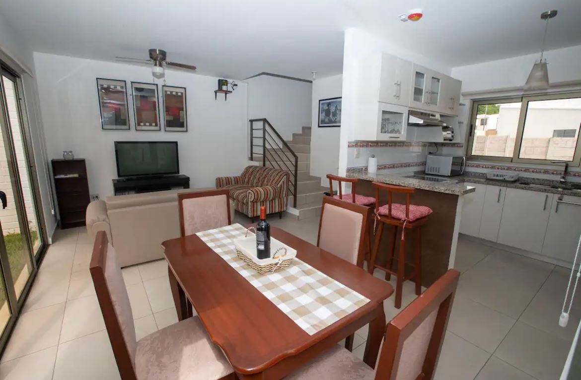 Exclusive Rental in Residencial Las Pérgolas