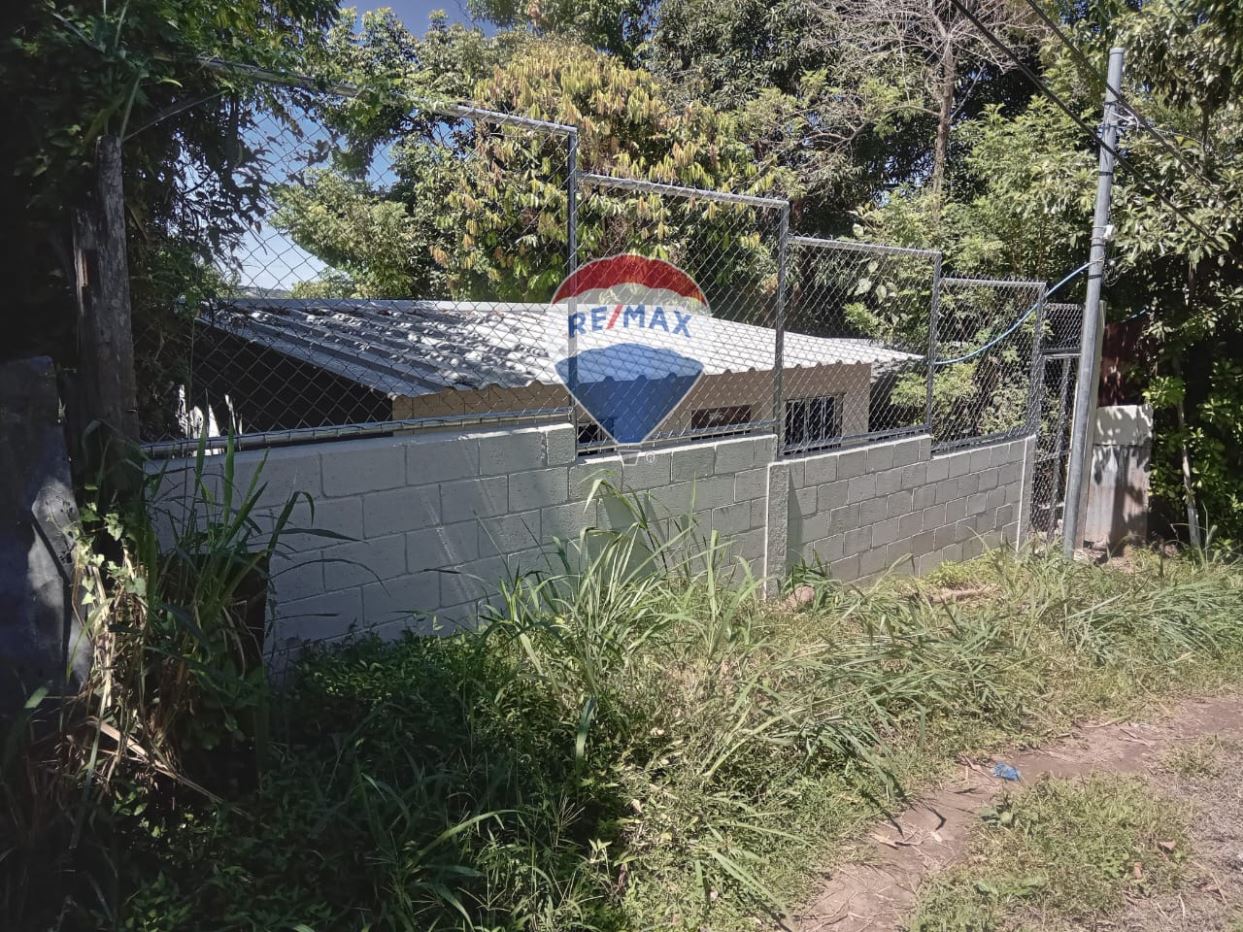 Casa en venta lot. Altos de Santa María Cantón El Arenal ciudad delgado