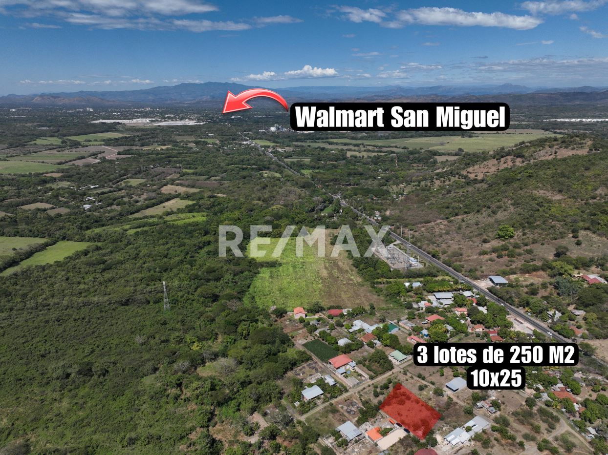 lots for sale in San Miguel 5 minutes from Walmart