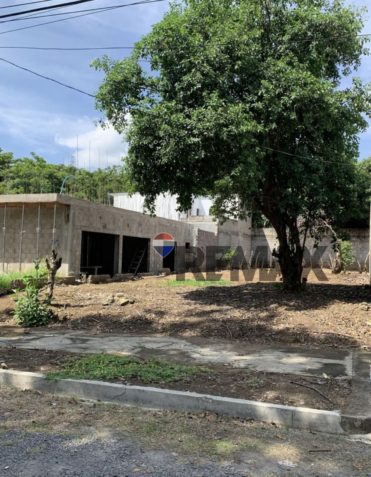 Se vende terreno en Sinai