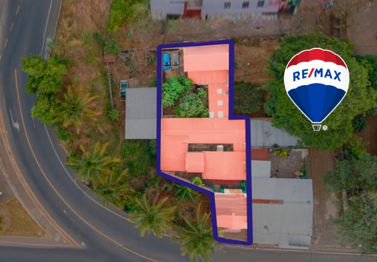 IDEAL FOR BUSINESS/HOSTEL/RESTAURANT WITH DOUBLE ACCESS