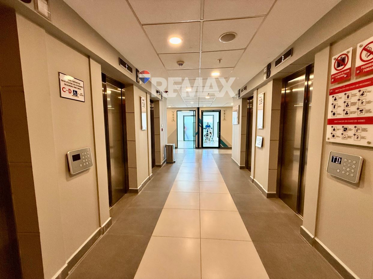 Local en alquiler en torre Humana San Benito