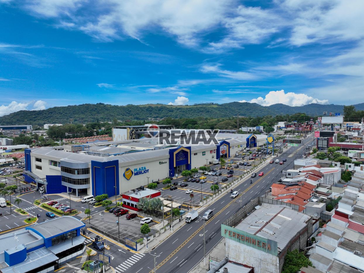 LOCAL COMERCIAL EN 3ER NIVEL EN VENTA - PLAZA MERLIOT