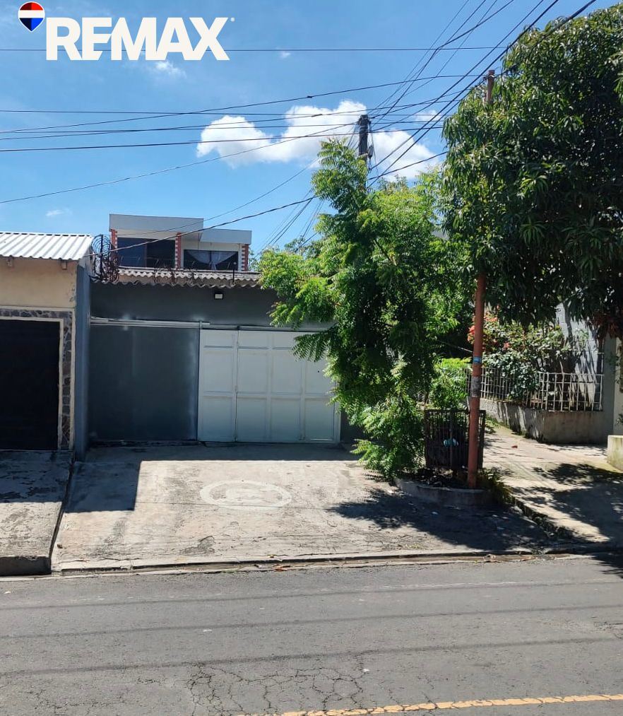 CASA EN VENTA-SANTA ANA