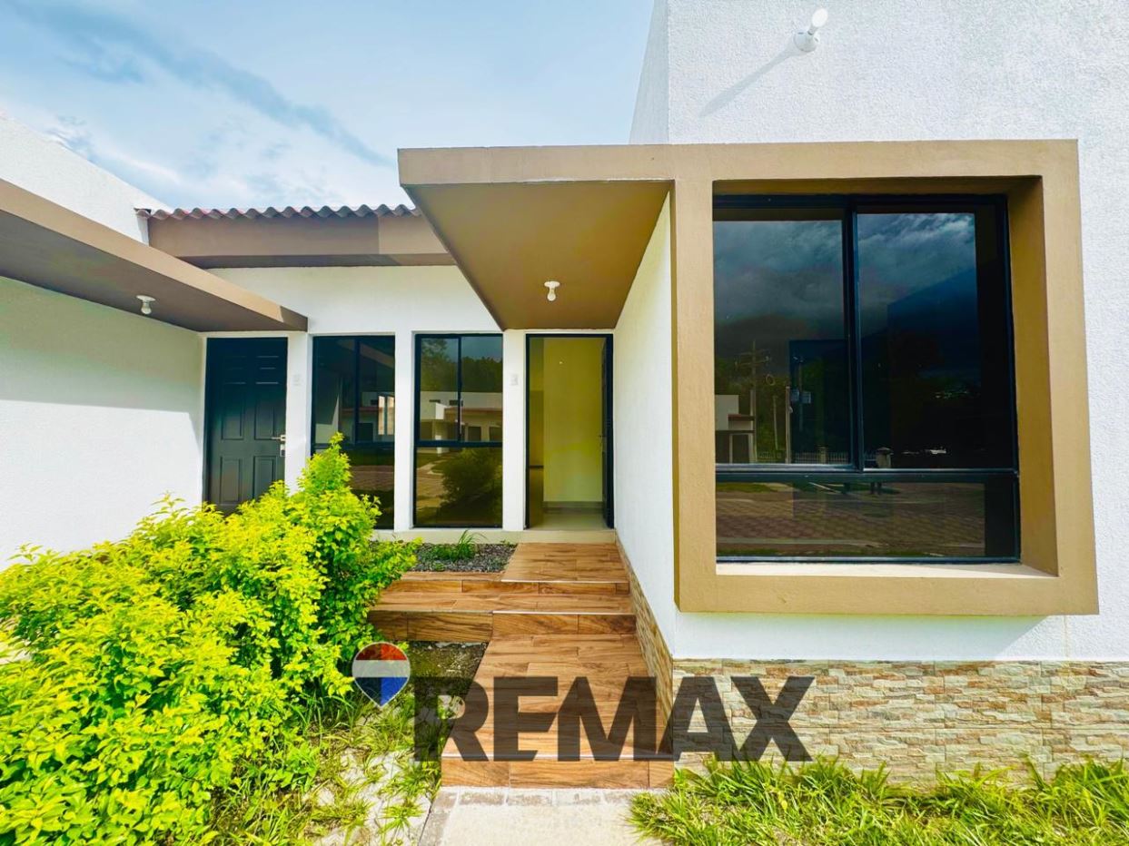 BRAND NEW HOUSE FOR SALE IN VILLA SUIZA RESIDENTIAL METAPAN