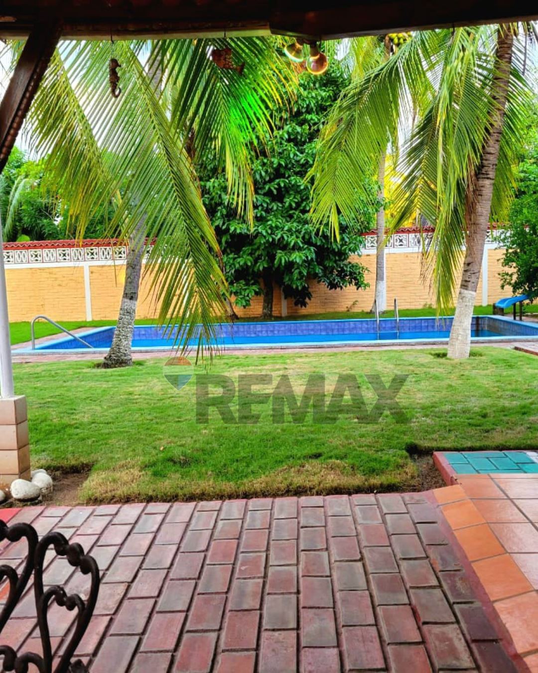 Beach House for Sale in San Diego