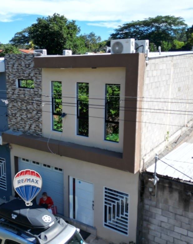 BEAUTIFUL HOUSE FOR SALE