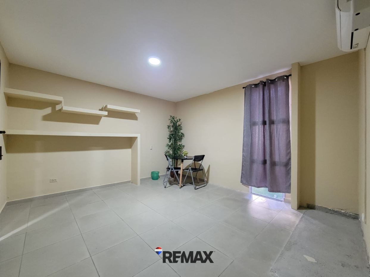 STREETFRONT LOCATION