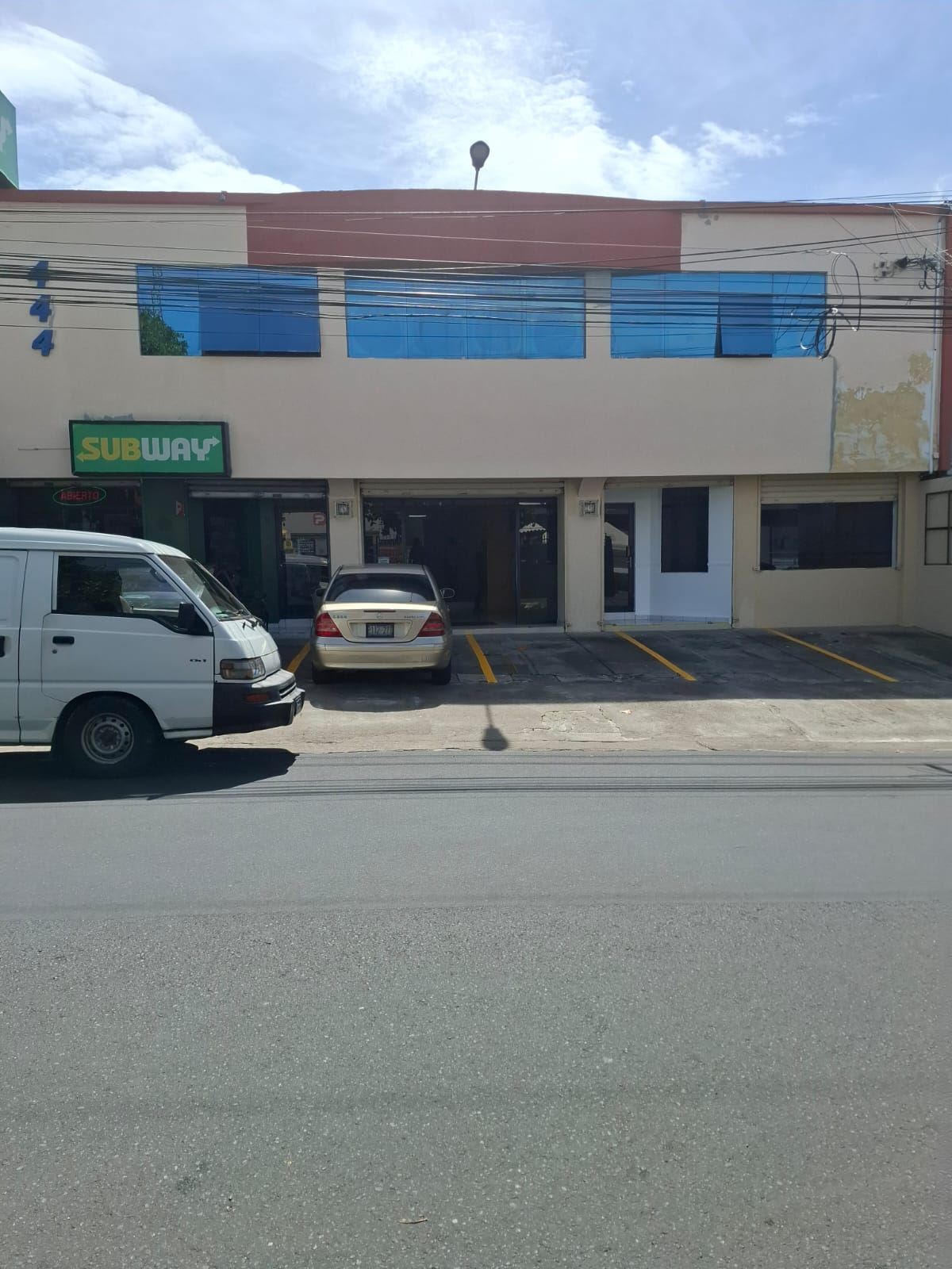 Ideal Location in a Prime Zone: Colonia Médica Drives You Forward