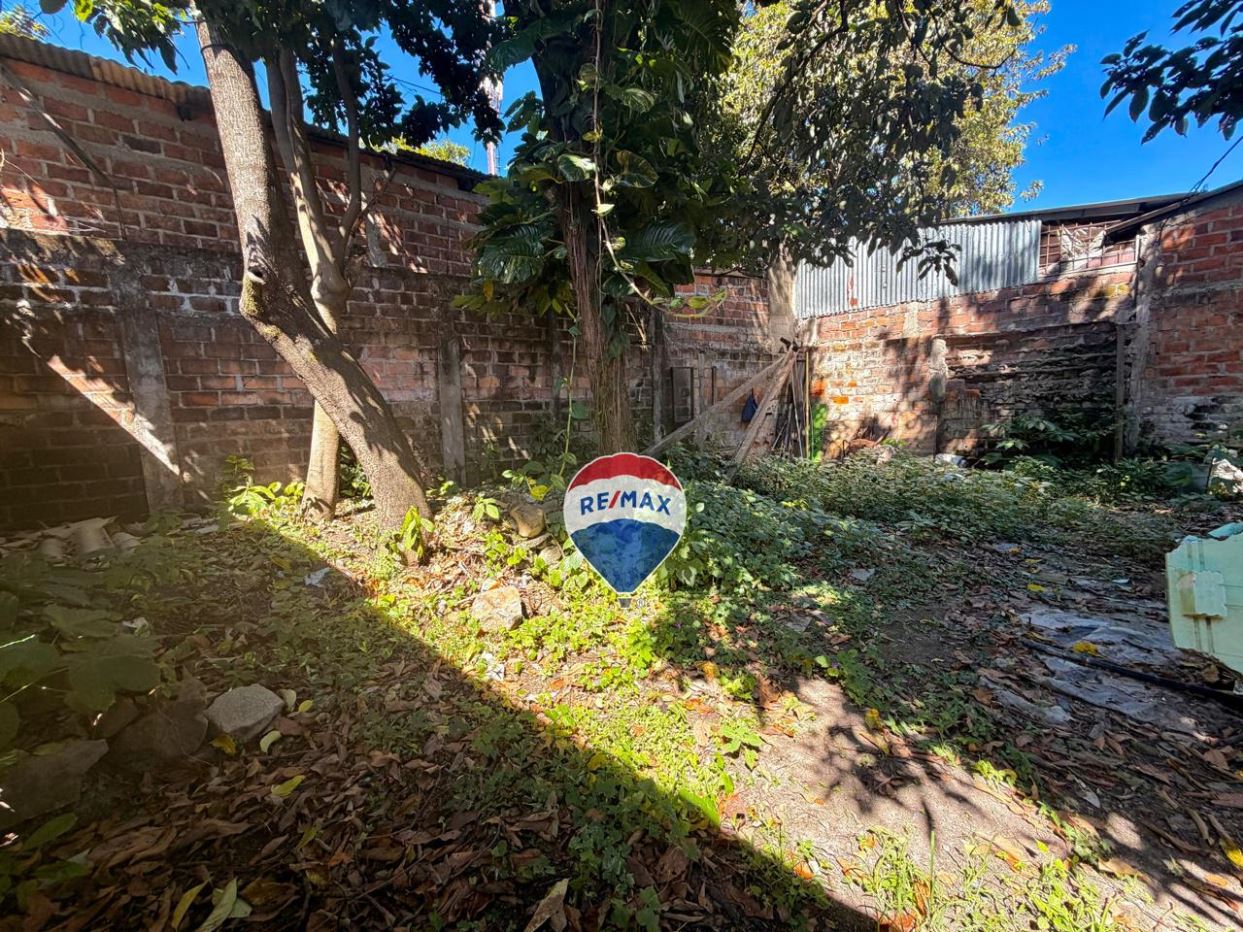 House with land in Santa Rita