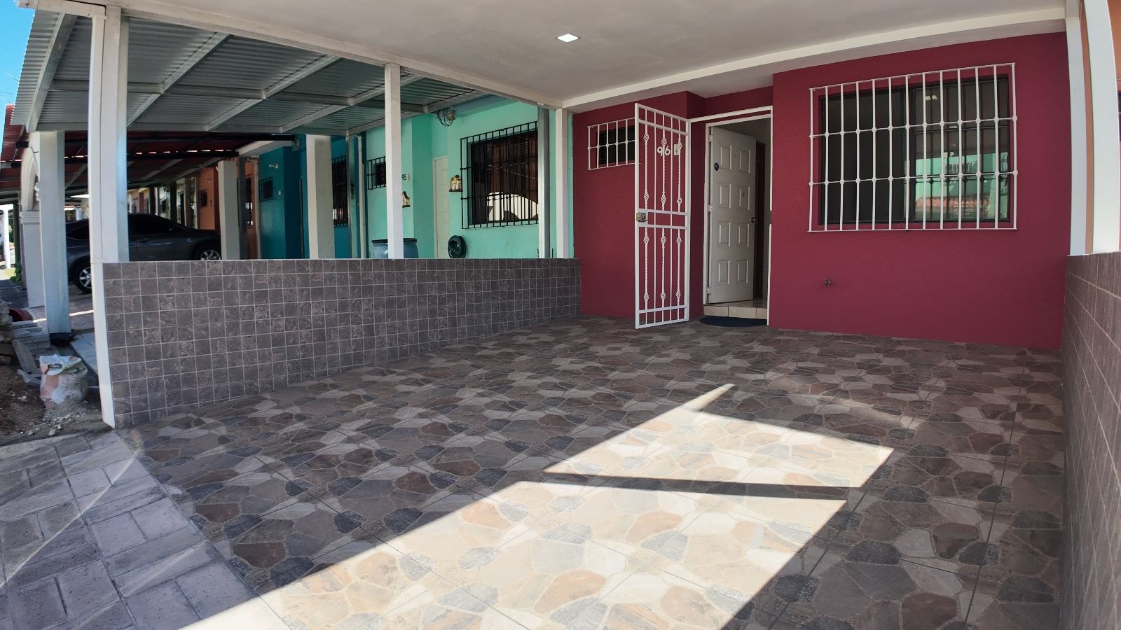 HOUSE FOR SALE IN VILLA GALICIA II