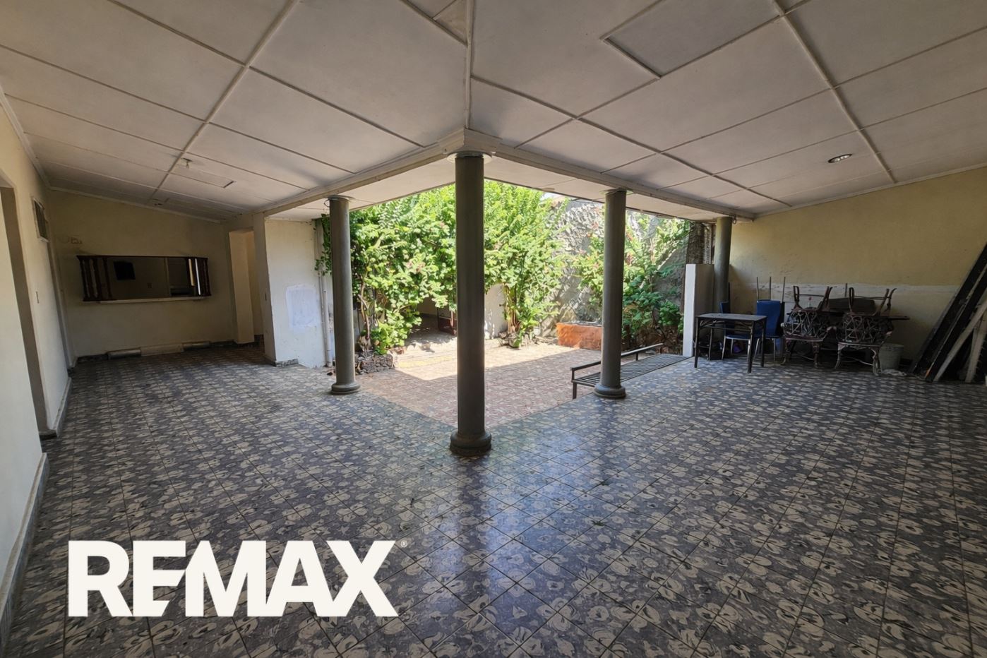 Property with High Commercial Potential Near Downtown Santa Ana