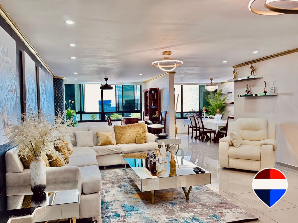 Renovated & Furnished Penthouse in San Benito with View – 3 Bedrooms