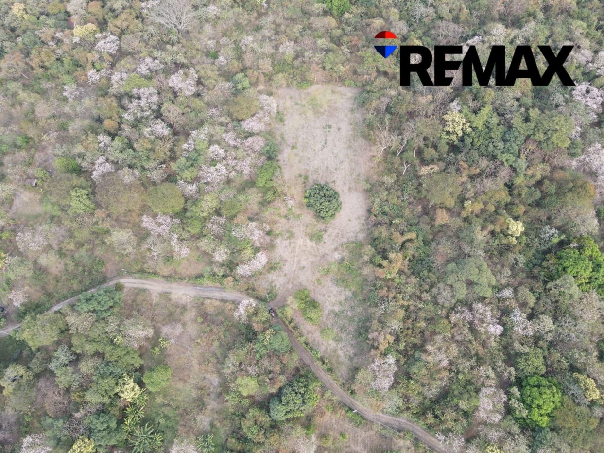 Land for sale in Quezaltepeque