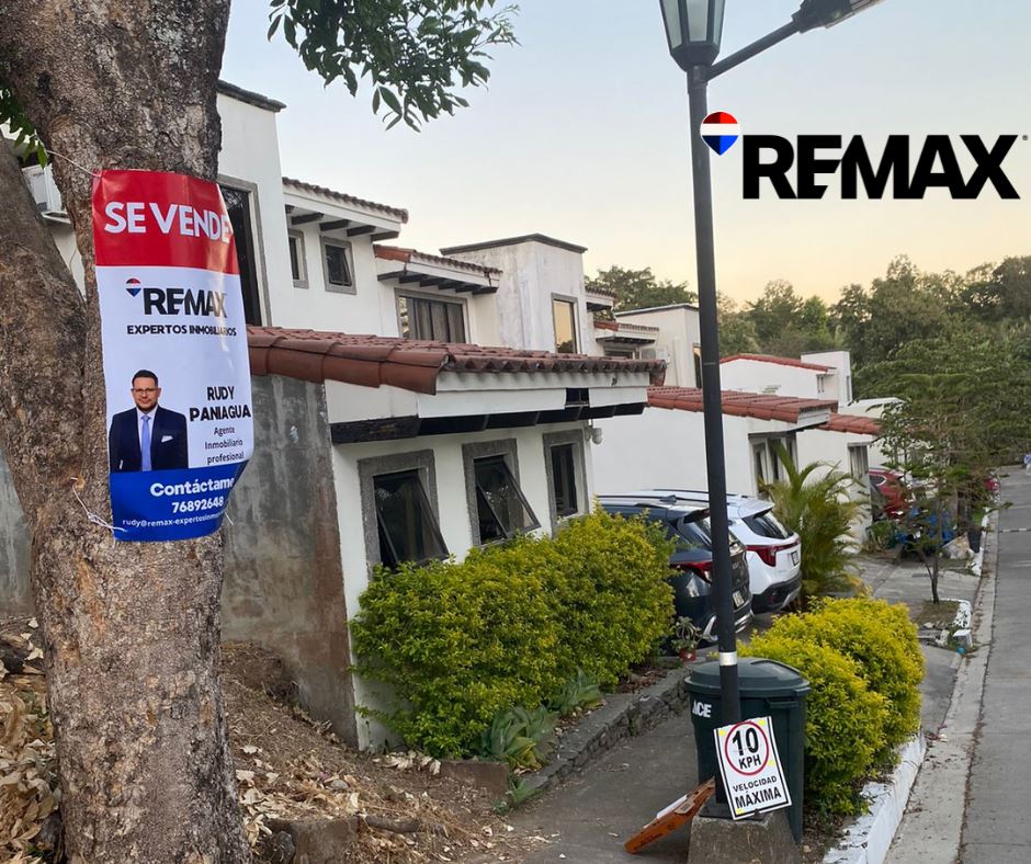 EXCLUSIVE LOT FOR SALE in RESIDENCIAL EL BOSQUE