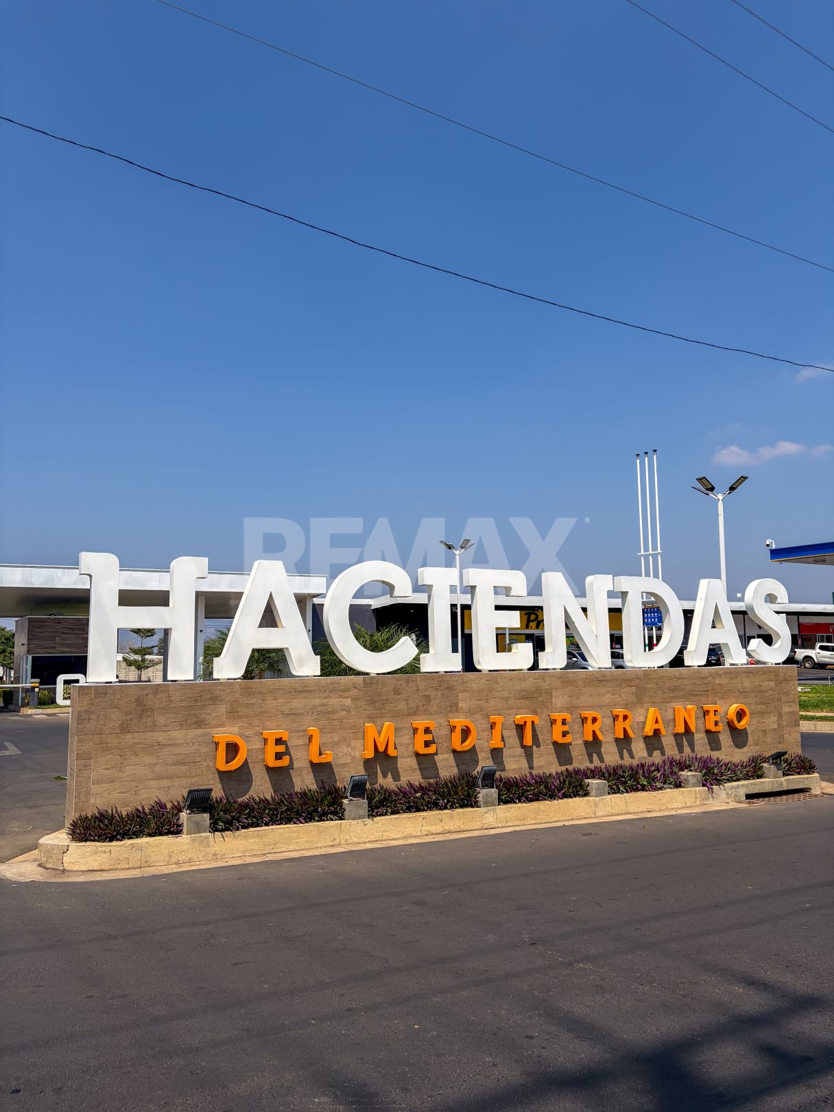 HOUSE FOR SALE IN AHUACHAPAN - HACIENDAS DEL MEDITERRANEO