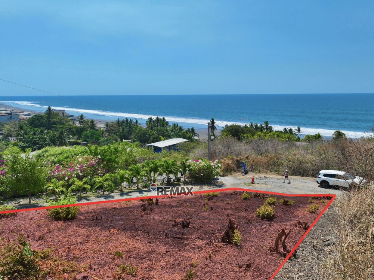 LAND WITH MAJESTIC OCEAN VIEWS