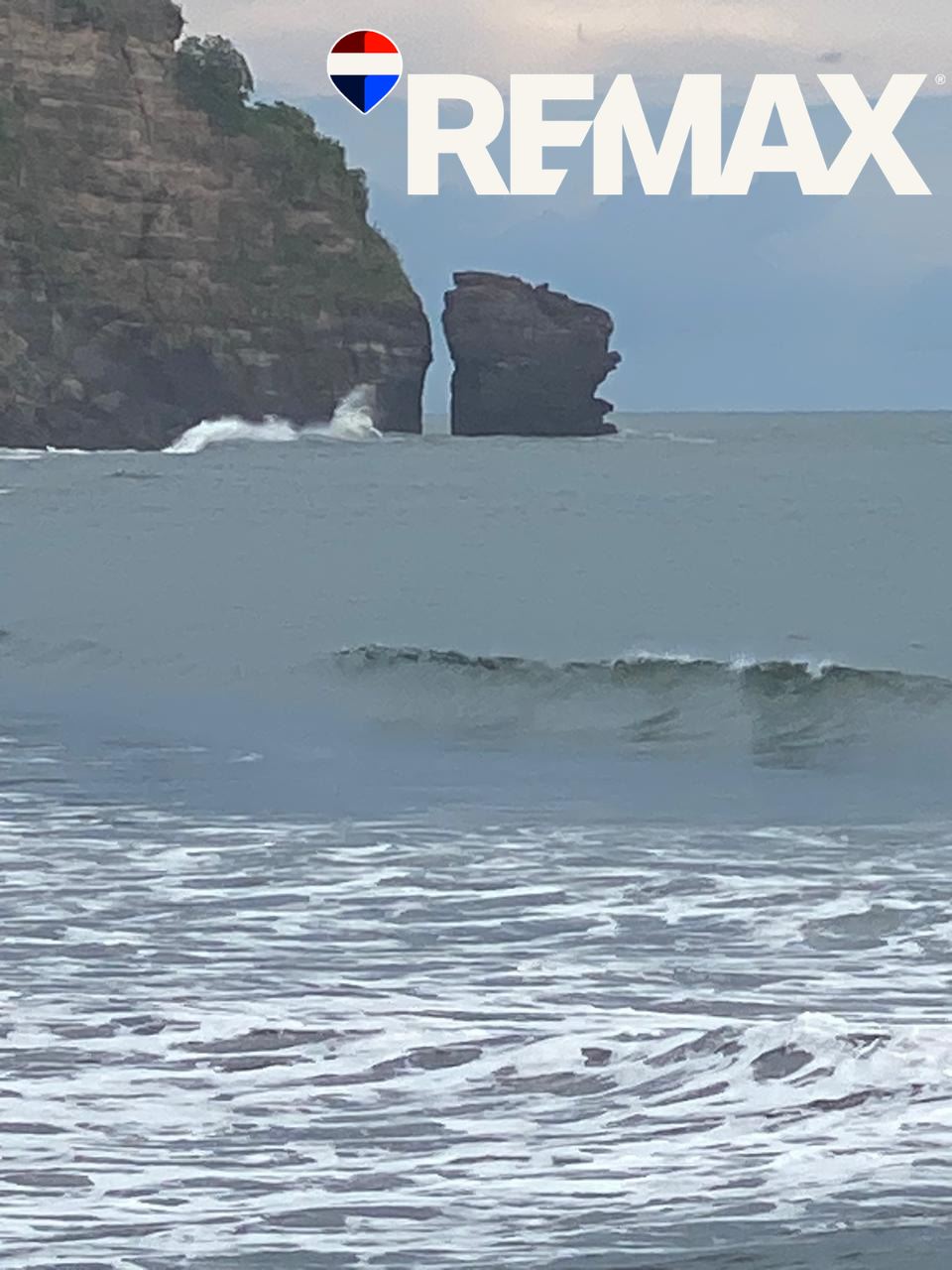 Property for rent suitable for a hostel. Private sale in Zonte.