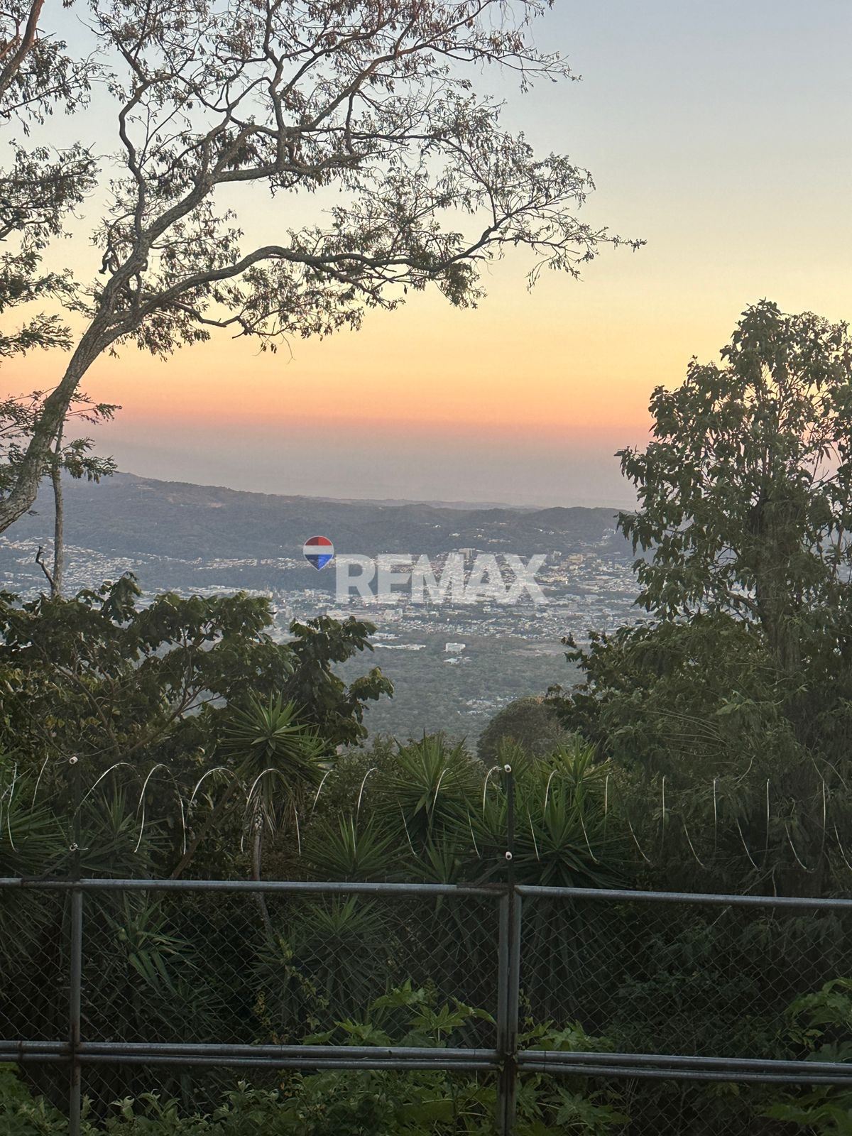 Mountain house for sale