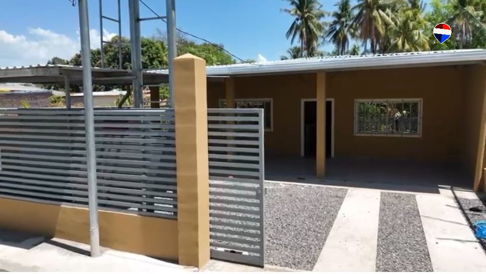 RENOVATED PROPERTY READY TO MOVE IN