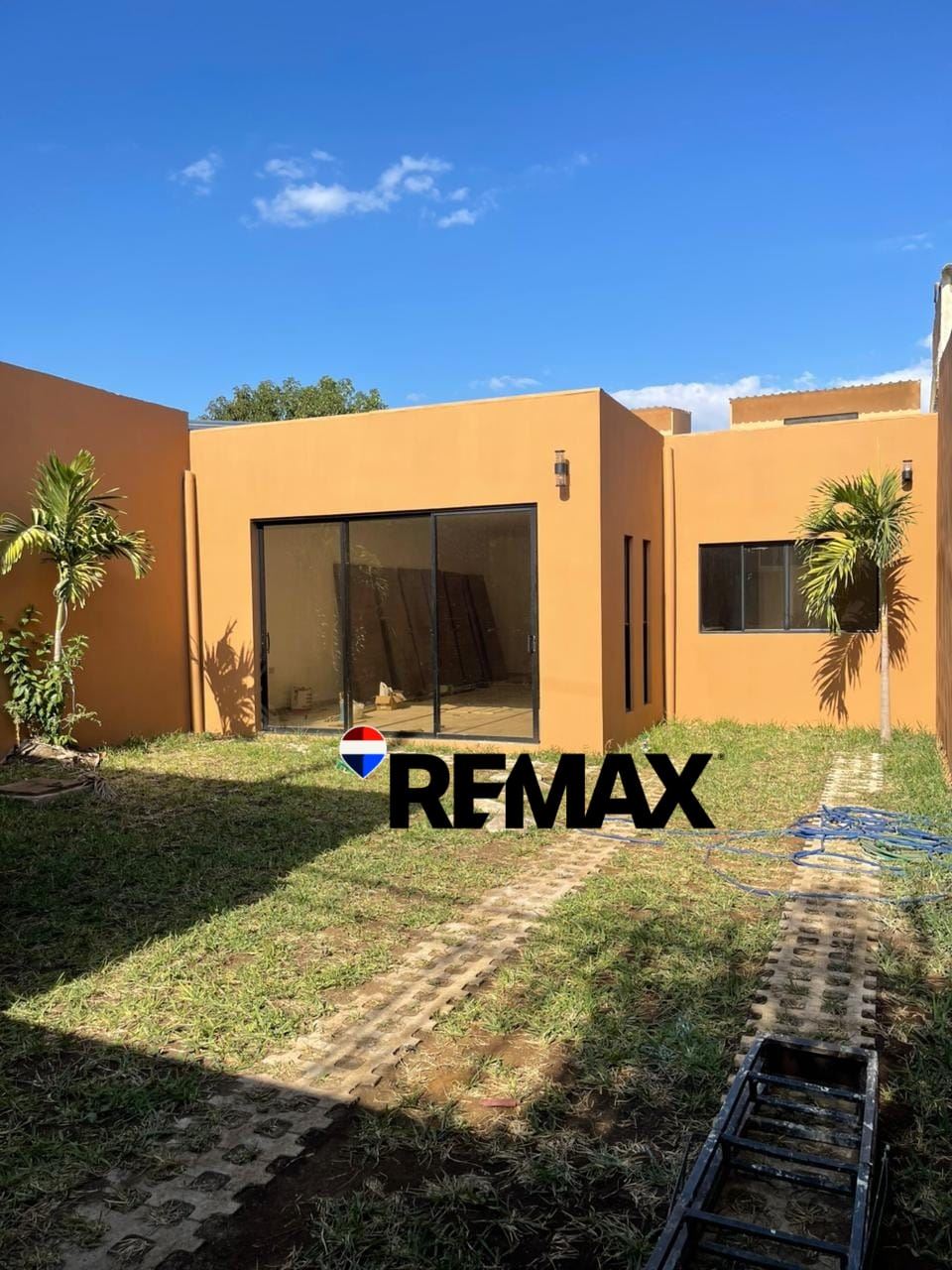 FOR SALE COL. LAS MERCEDES