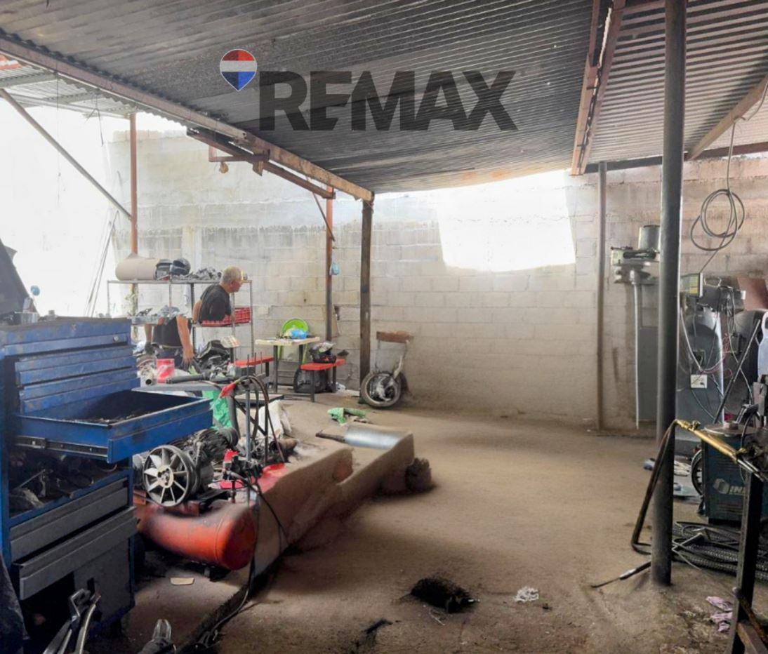 URBANIZACIÓN SAN MIGUELITO. SANTA ANA