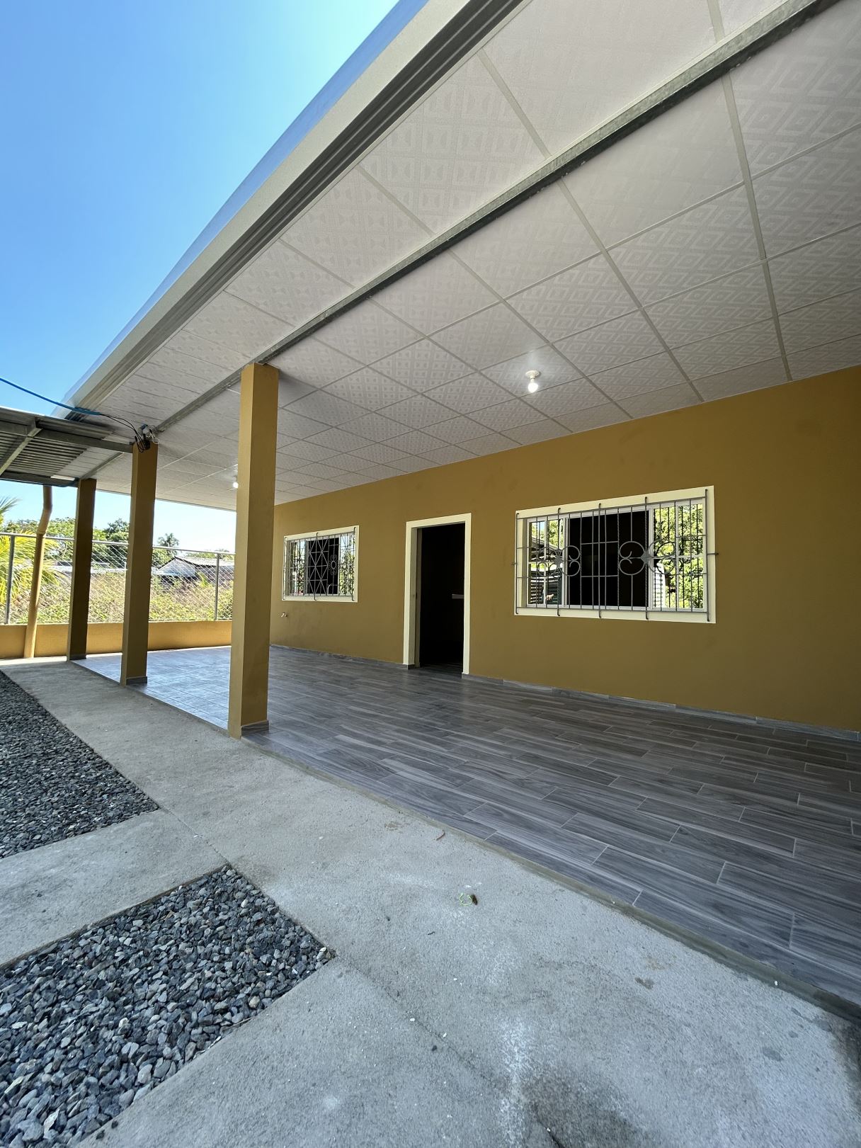 NEW PROPERTY READY TO MOVE IN