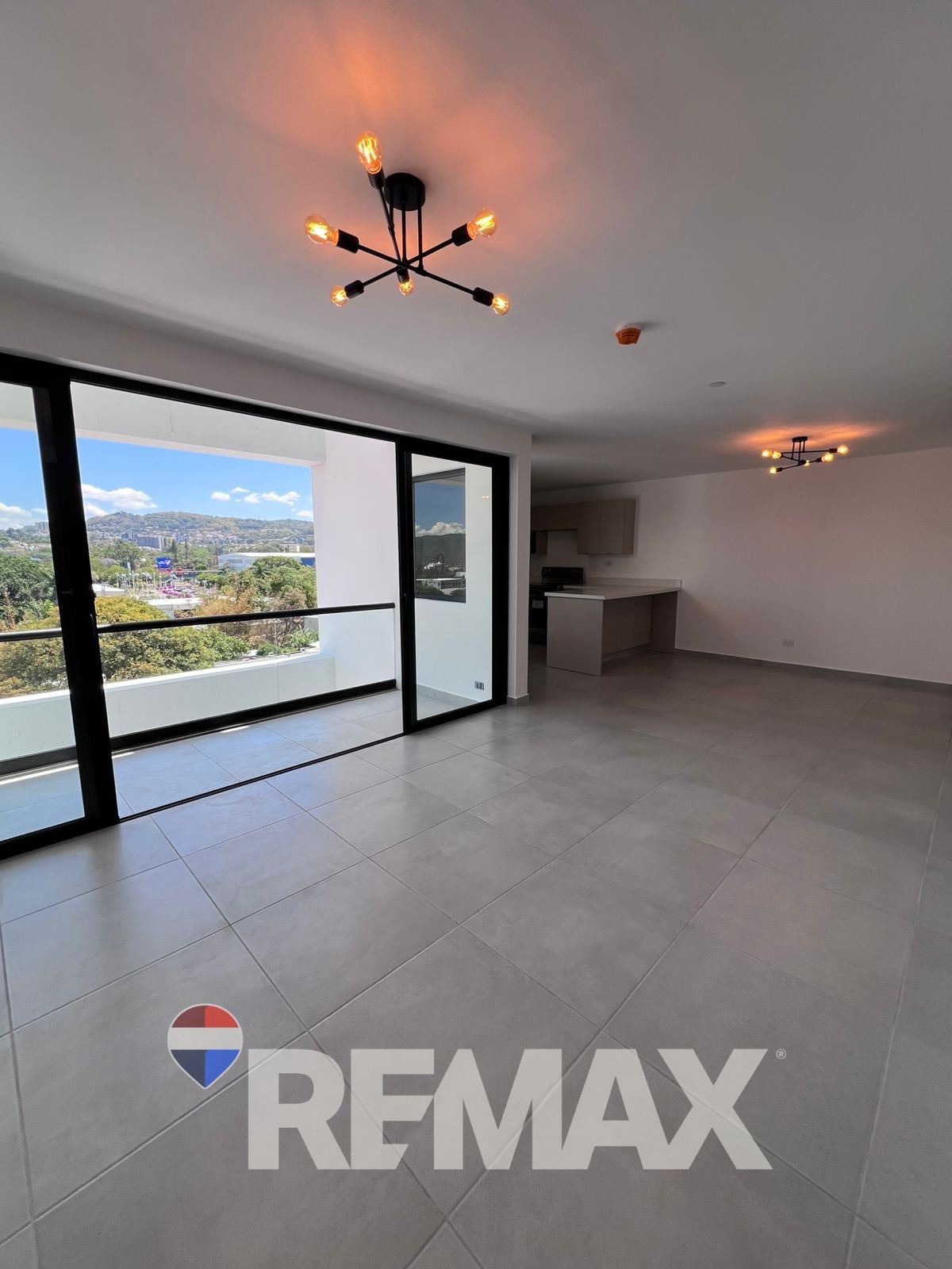 Apartment for rent Brand new Torre San Benito 141