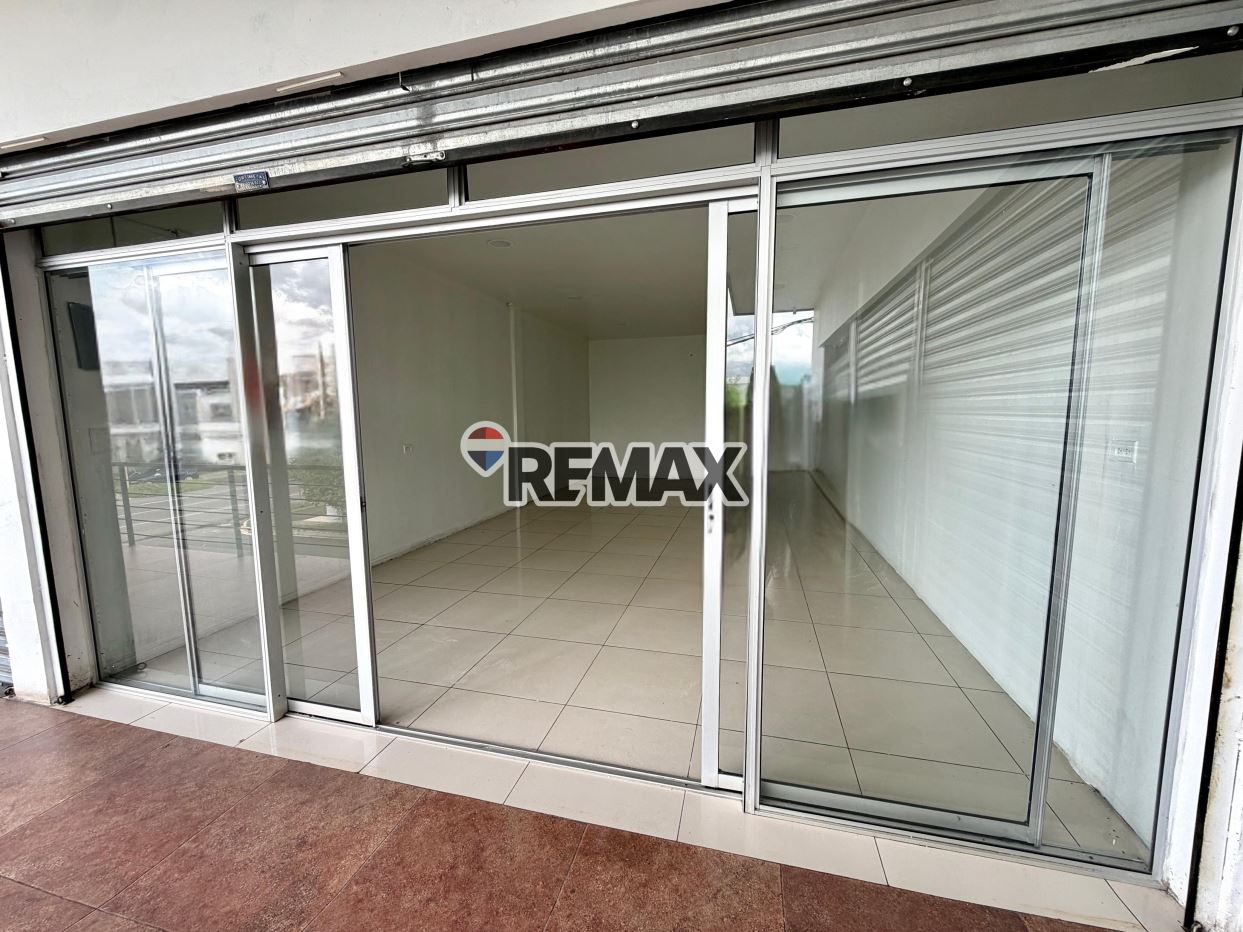 Commercial Space for Rent – Plaza Santorini B5