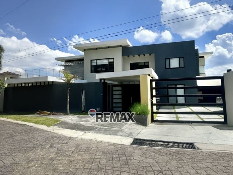 Luxury house in El Salvador